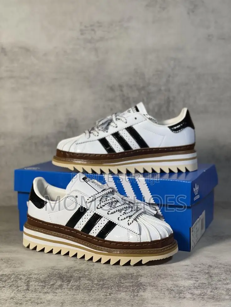 Adidas Superstar Neuve 40 at 45