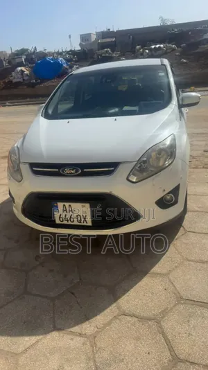 Photo - Ford C-Max 2015 Blanc
