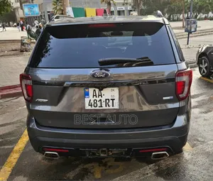 Ford Explorer 2017 Gris