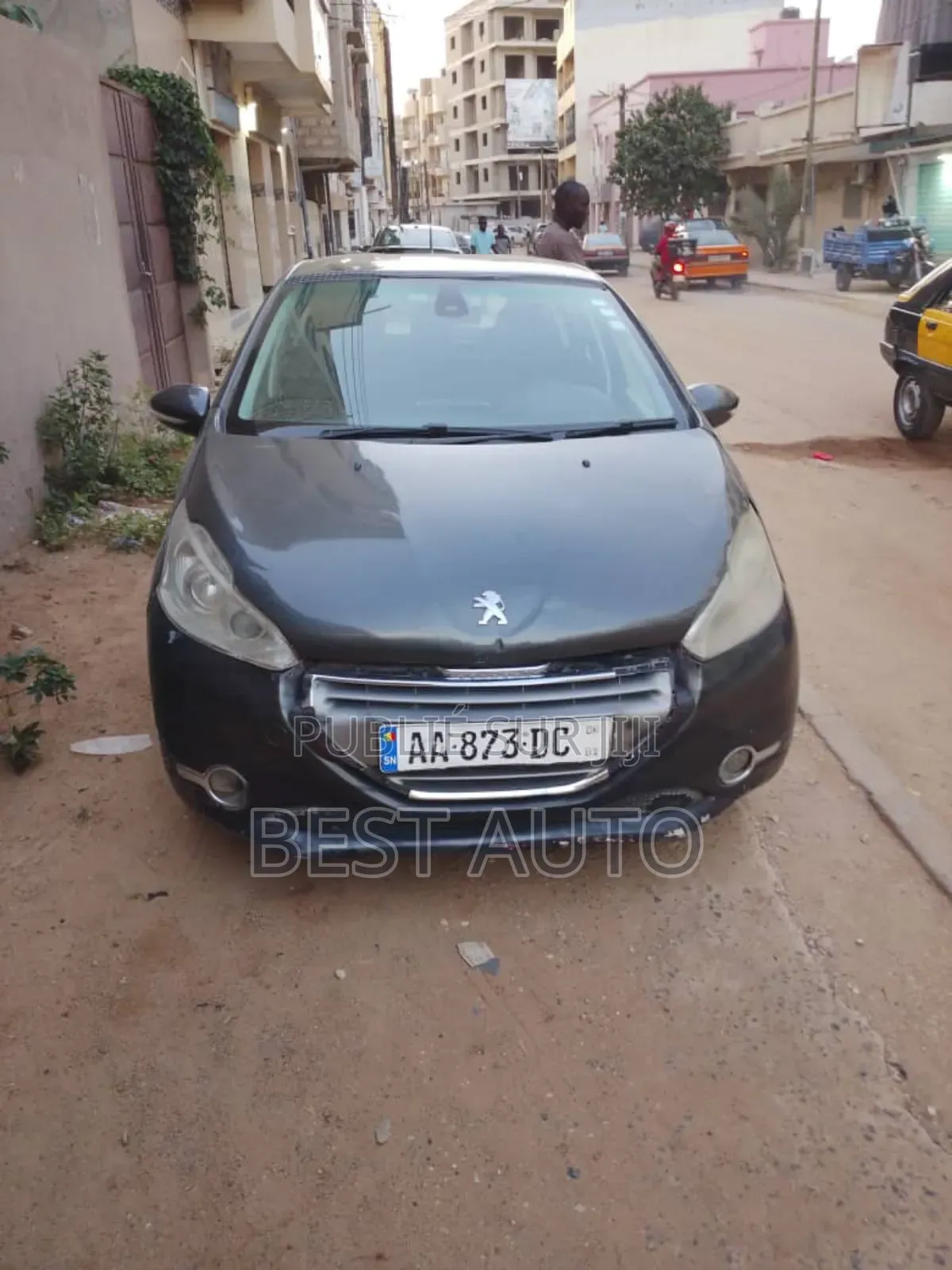 PEUGEOT 208 2014 Gris