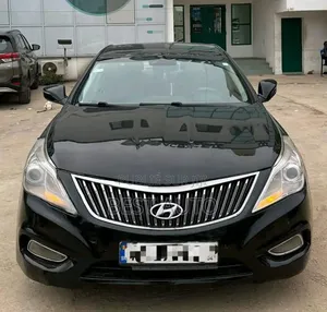 Photo - Hyundai Grandeur 2014 Noir