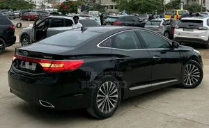 Hyundai Grandeur 2014 Noir