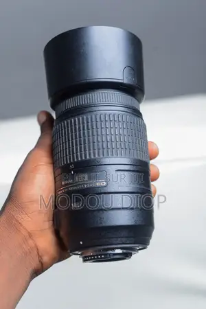 Nikon D7100 Avec 2 Objectifs Et Deux Batteries