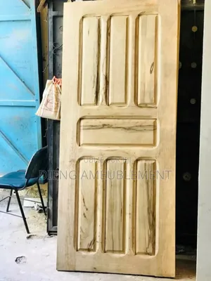 Photo - Porte Fraqué