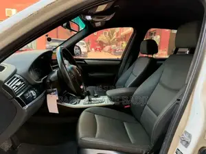 BMW X3 xDrive28i 4dr SUV AWD (2.0L 4cyl Turbo 8A) 2015 Blanc