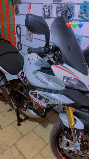 Photo - Ducati Multistrada V4 2017 Blanc