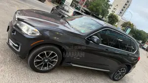 Photo - BMW X5 2017 Gris