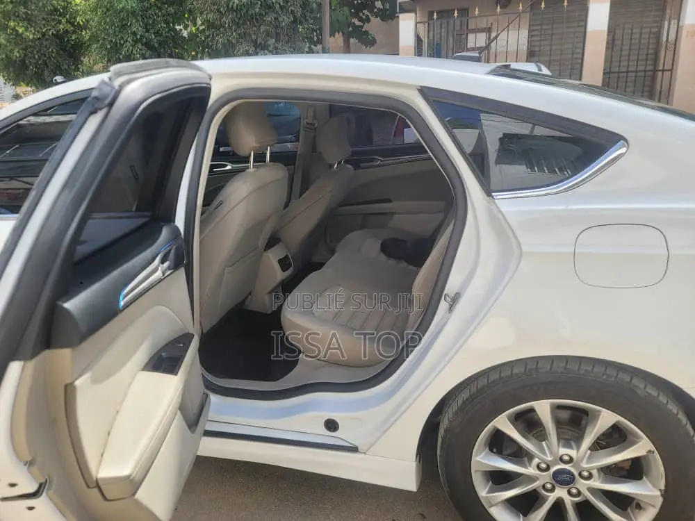 Ford Fusion 2017 Blanc