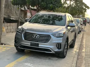 Photo - Hyundai Santa Fe Limited AWD 2017 Gris