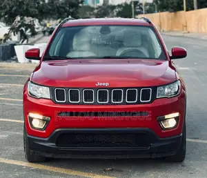 Photo - Jeep Boussole 2017 Rouge