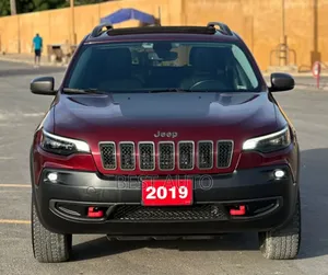 Photo - Jeep Cherokee 2019 Noir