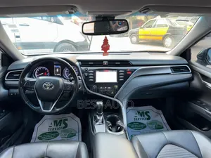 Toyota Camry 2018 Noir