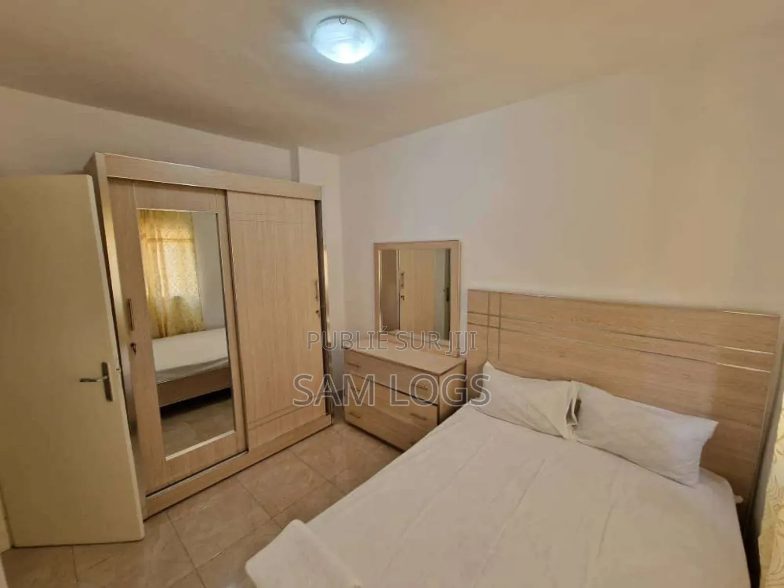 Furnished 3chbre Appartement dans Sam Logistique, Rufisque à Louer