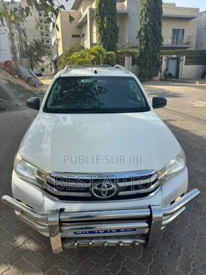 Photo - Toyota Hilux 2017 Blanc
