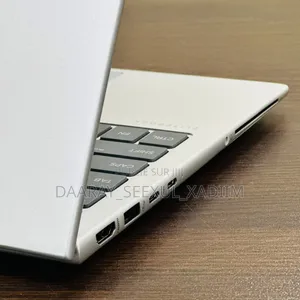 New HP EliteBook 640 G11 32GB Intel Core Ultra 7 SSD 512GB