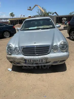 Mercedes-Benz C220 2000 Gris