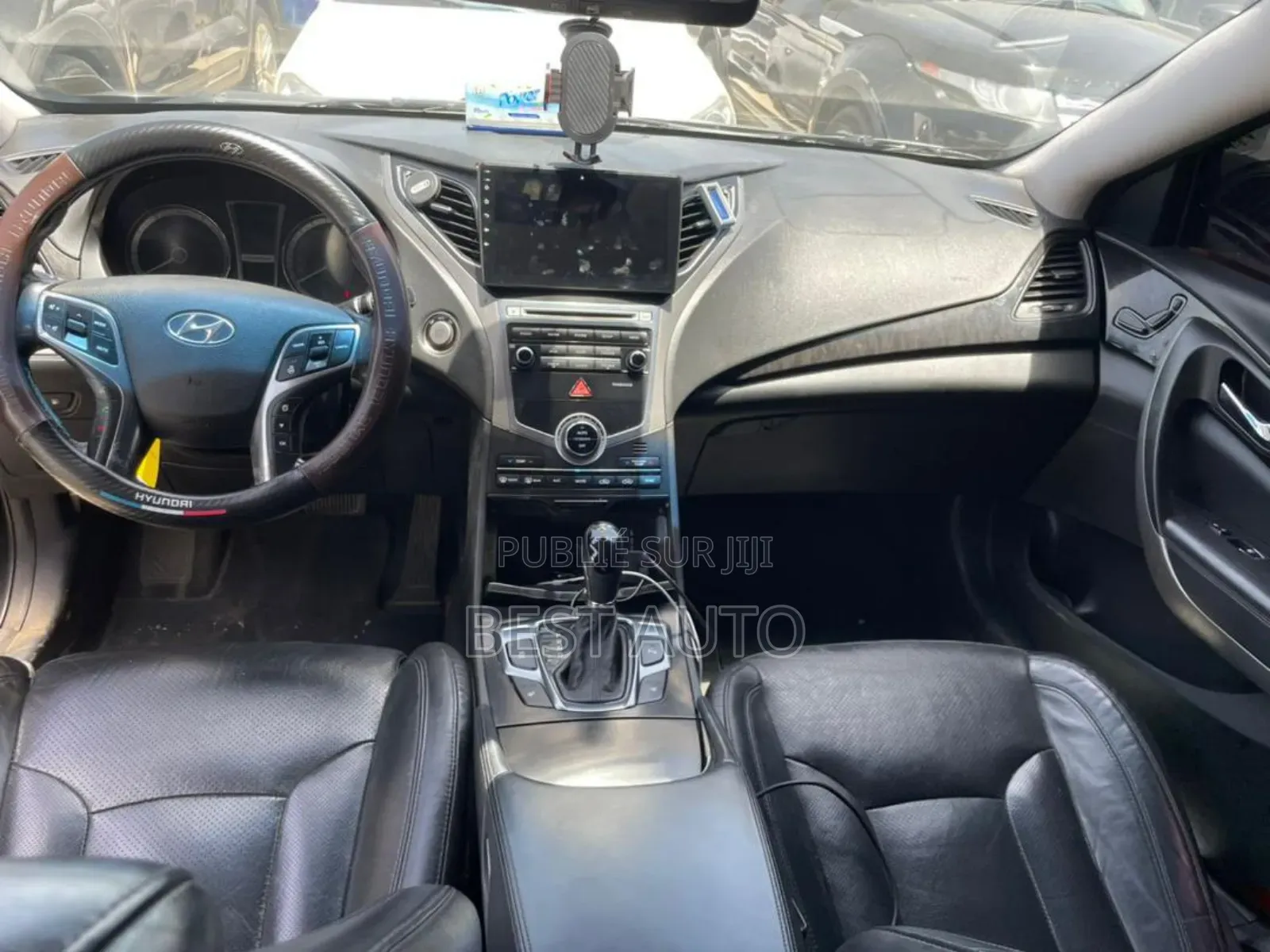 Hyundai Grandeur 2015 Noir