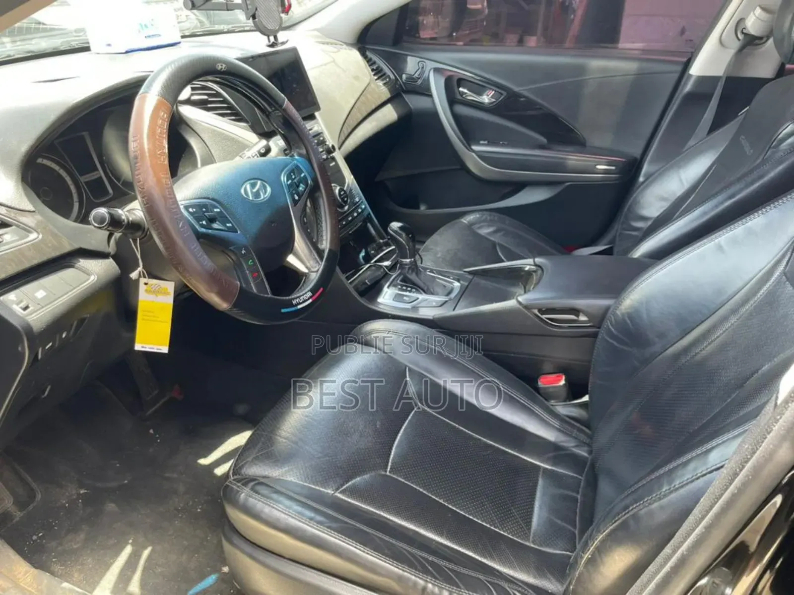 Hyundai Grandeur 2015 Noir