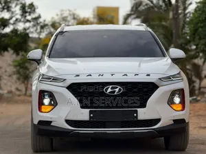 Photo - Hyundai Santa Fe 2019 Blanc