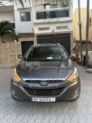 Photo - Hyundai Tucson 2015 Gris