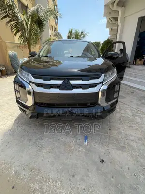 Mitsubishi RVR 2021 Noir