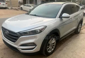 Hyundai Tucson SE Plus AWD 2017 Gris