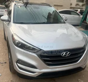 Hyundai Tucson SE Plus AWD 2017 Gris