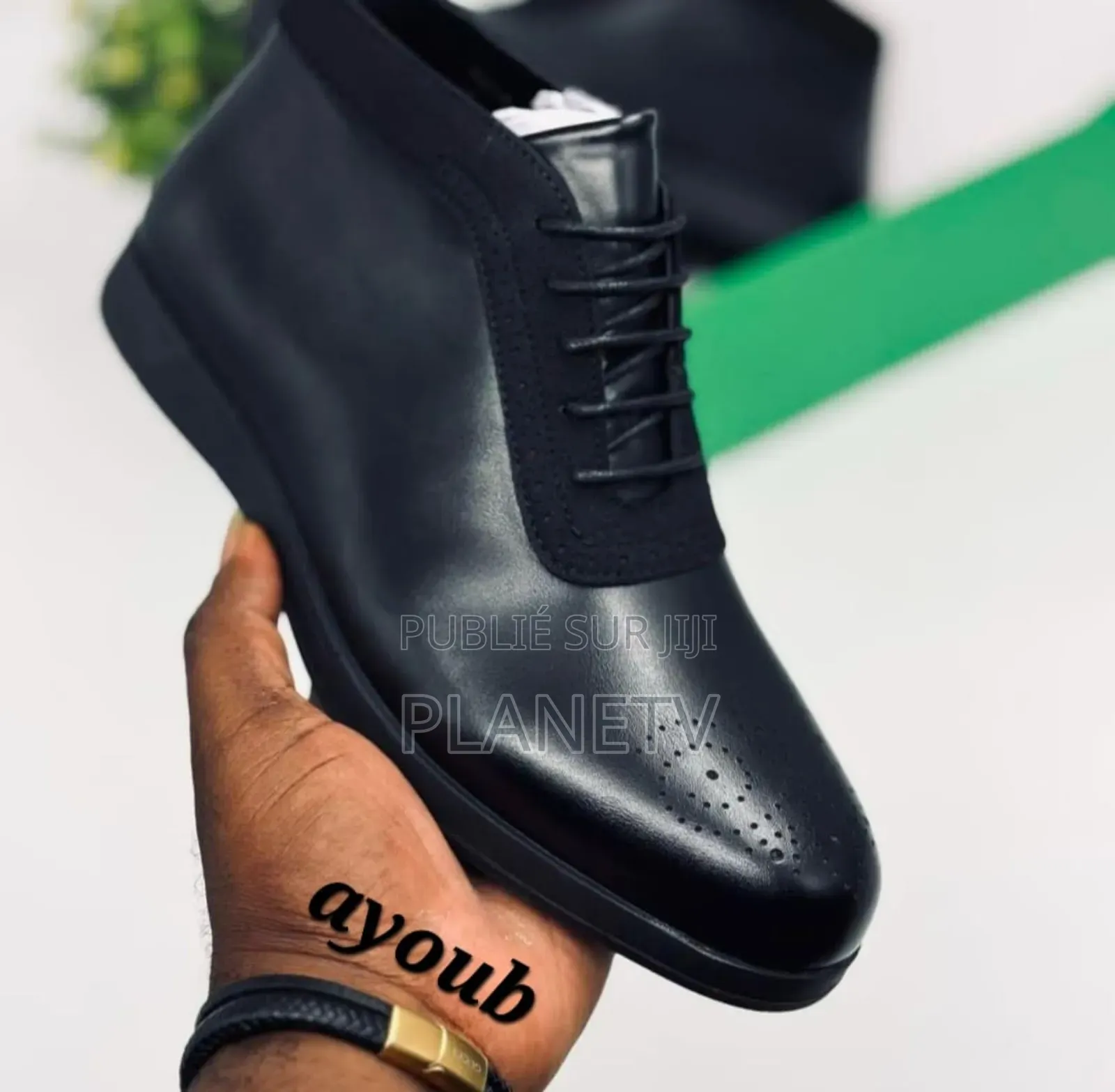 Chaussure De Ville Montante en Cuir Ps