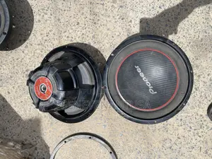 Photo - S v U Tl. Adresse:Fadia. Haut Parleur