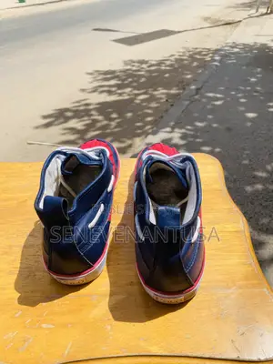 S v U Tl. Adresse:Fadia.