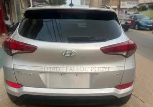 Photo - Hyundai Tucson Limited FWD 2017 Gris