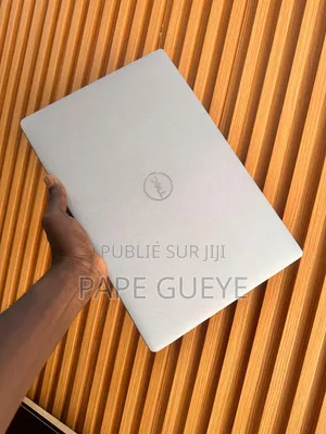 Ordinateur Portable Dell Latitude 5520 16GB Intel Core I7 SSD 512GB