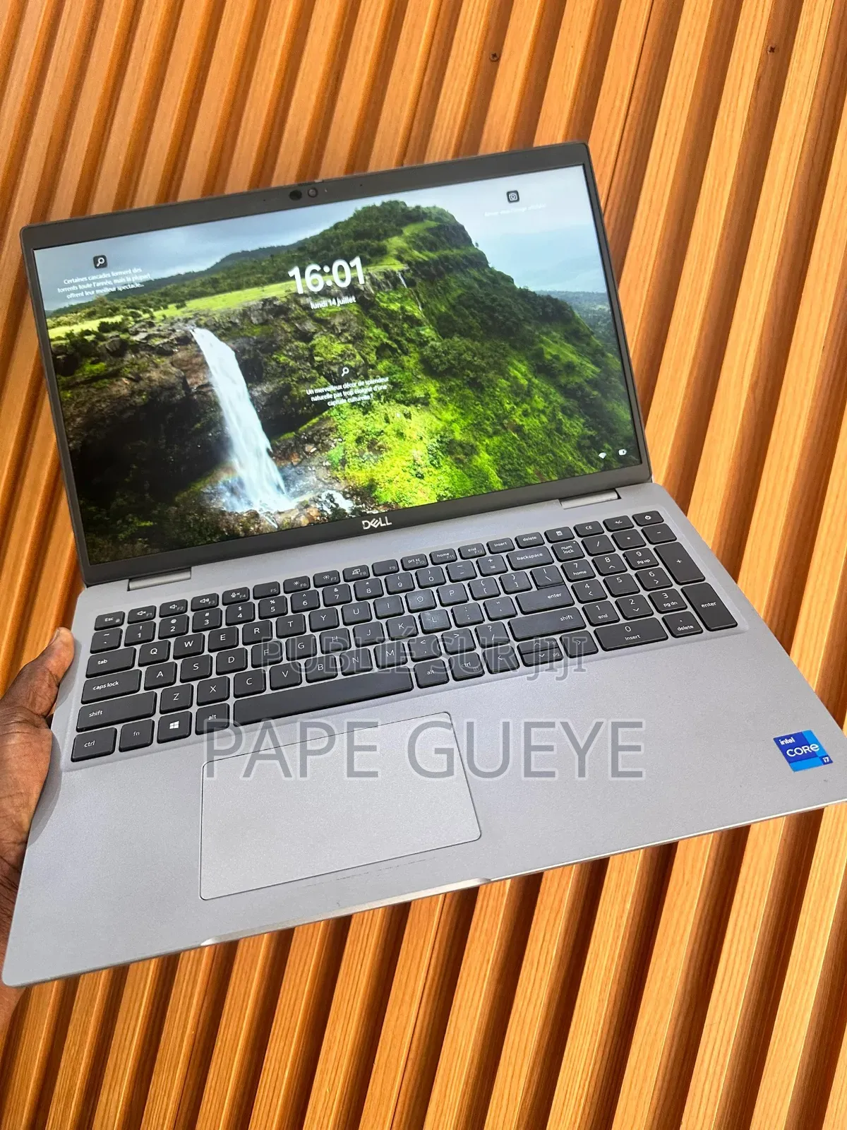 Ordinateur Portable Dell Latitude 5520 16GB Intel Core I7 SSD 512GB