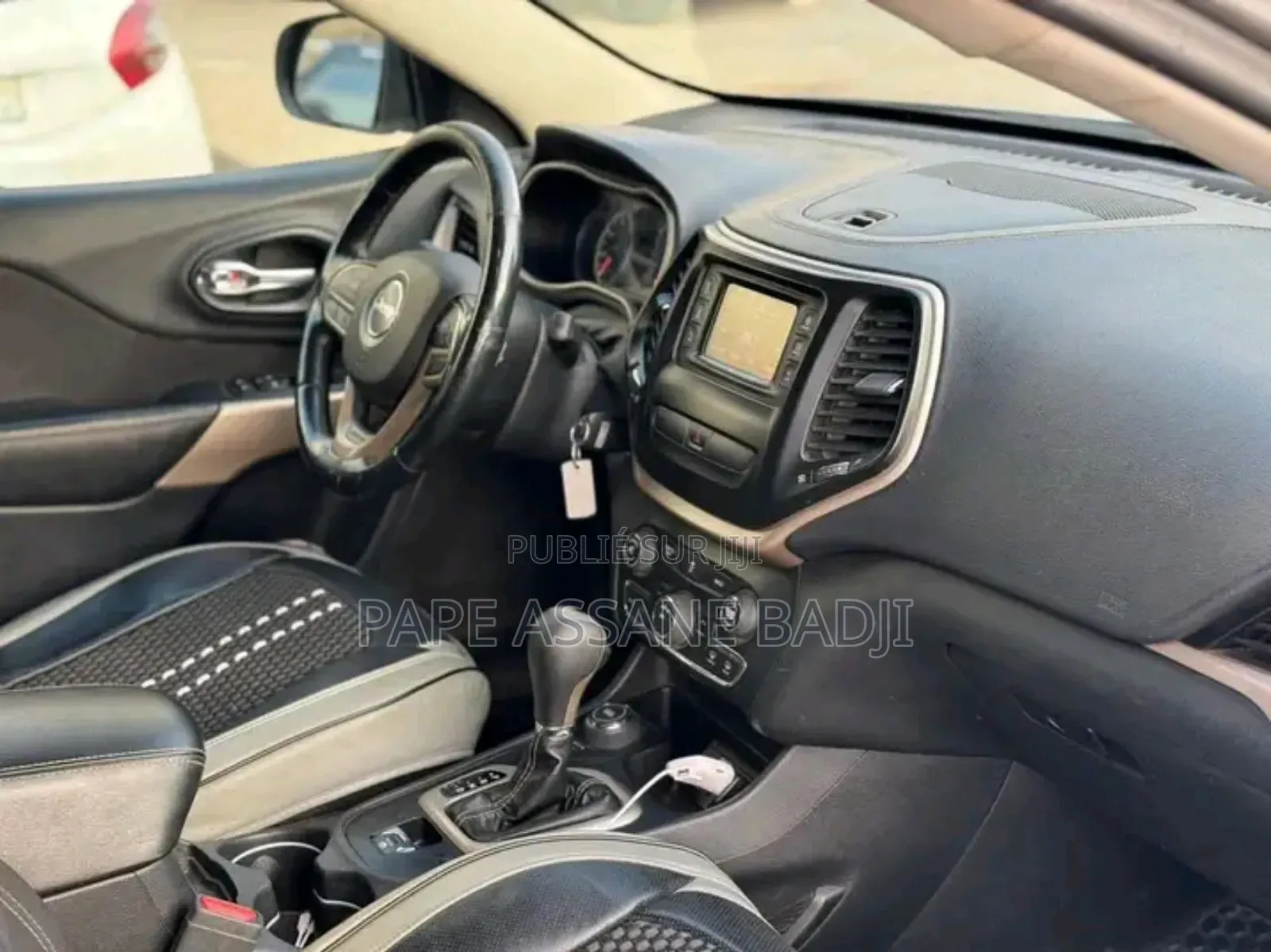 Jeep Cherokee Latitude 4x4 2017 Argenté