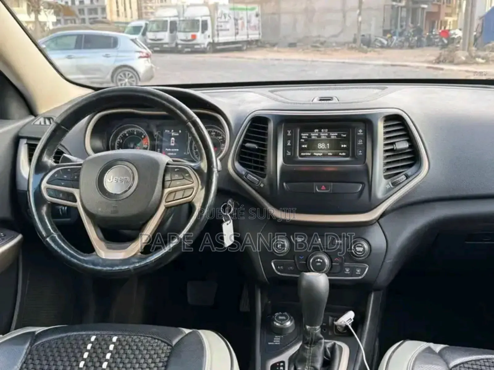 Jeep Cherokee Latitude 4x4 2017 Argenté