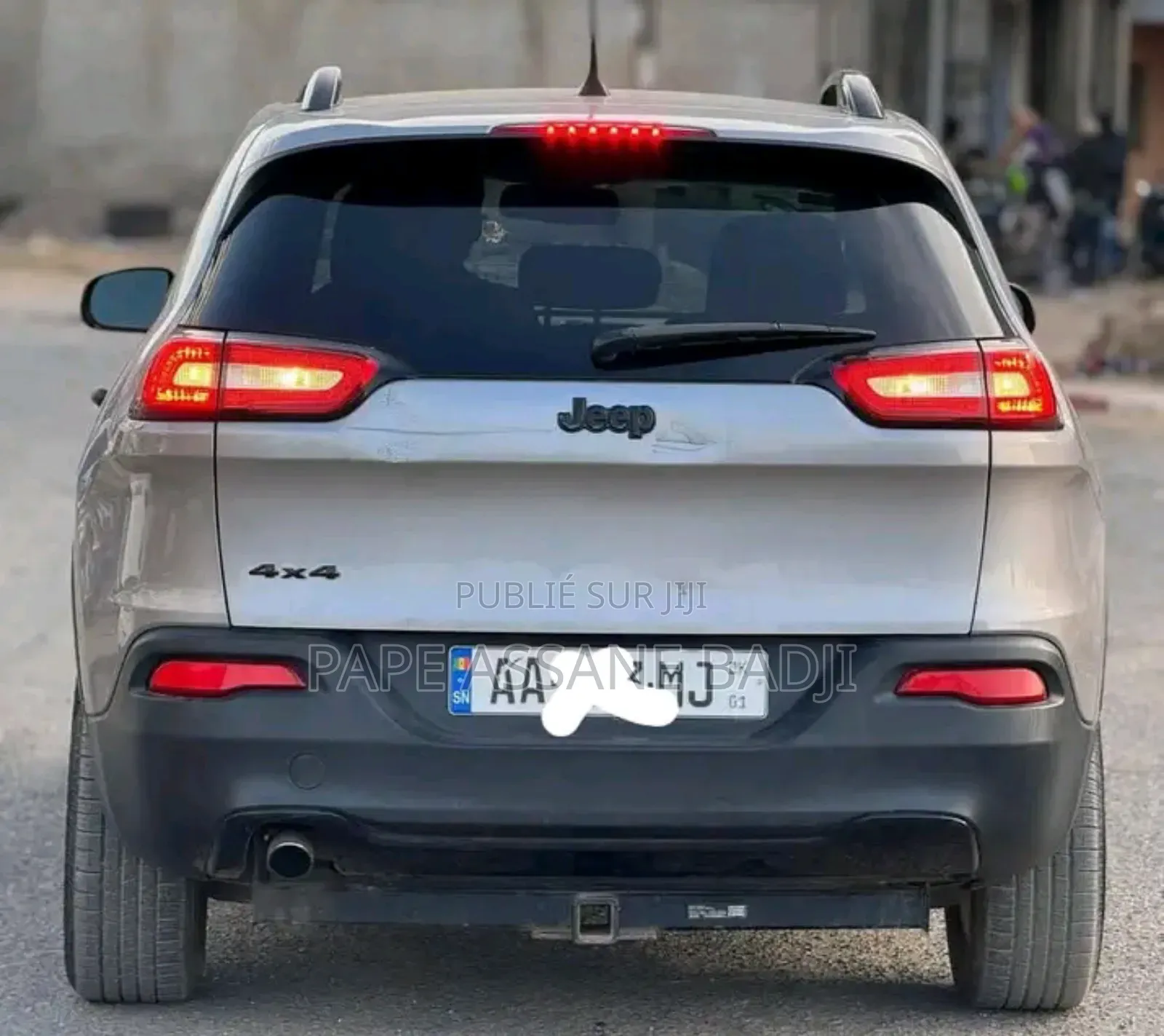 Jeep Cherokee Latitude 4x4 2017 Argenté