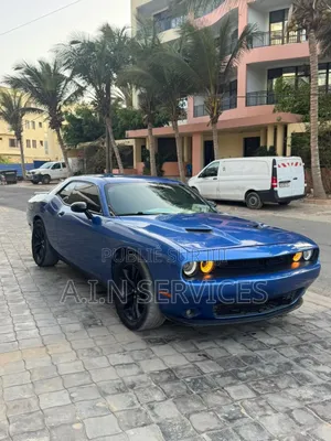 Photo - Dodge Challenger 2017 Bleu
