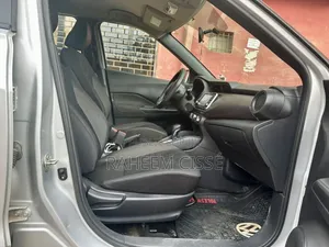 Nissan Kicks 2019 Gris