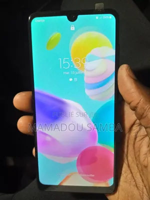 Photo - New Samsung Galaxy A41 64 GB Noir
