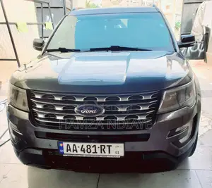 Photo - Ford Explorer 2017 Noir