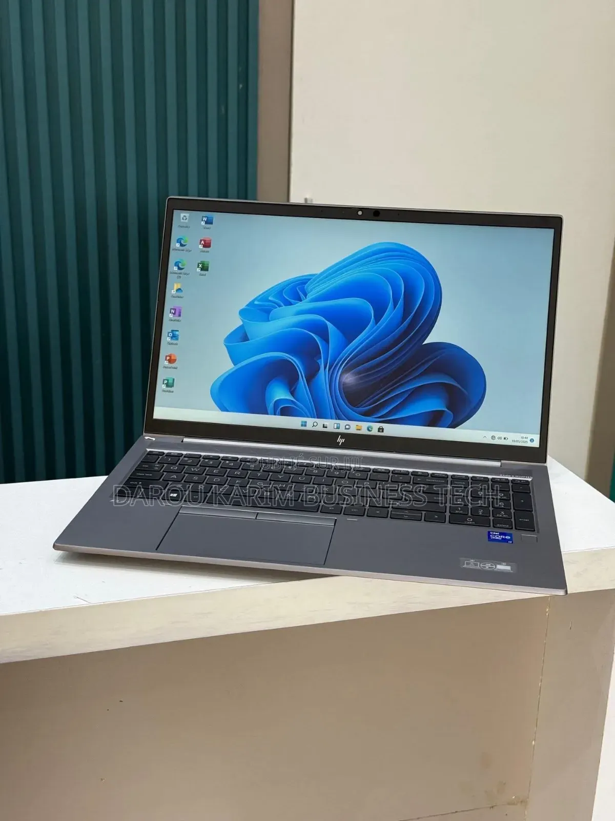 New HP ZBook Firefly G8 40GB Intel Core I7 SSD 512GB