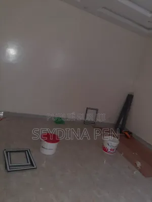 1chbre Appartement dans Green Building, Almadies à Louer