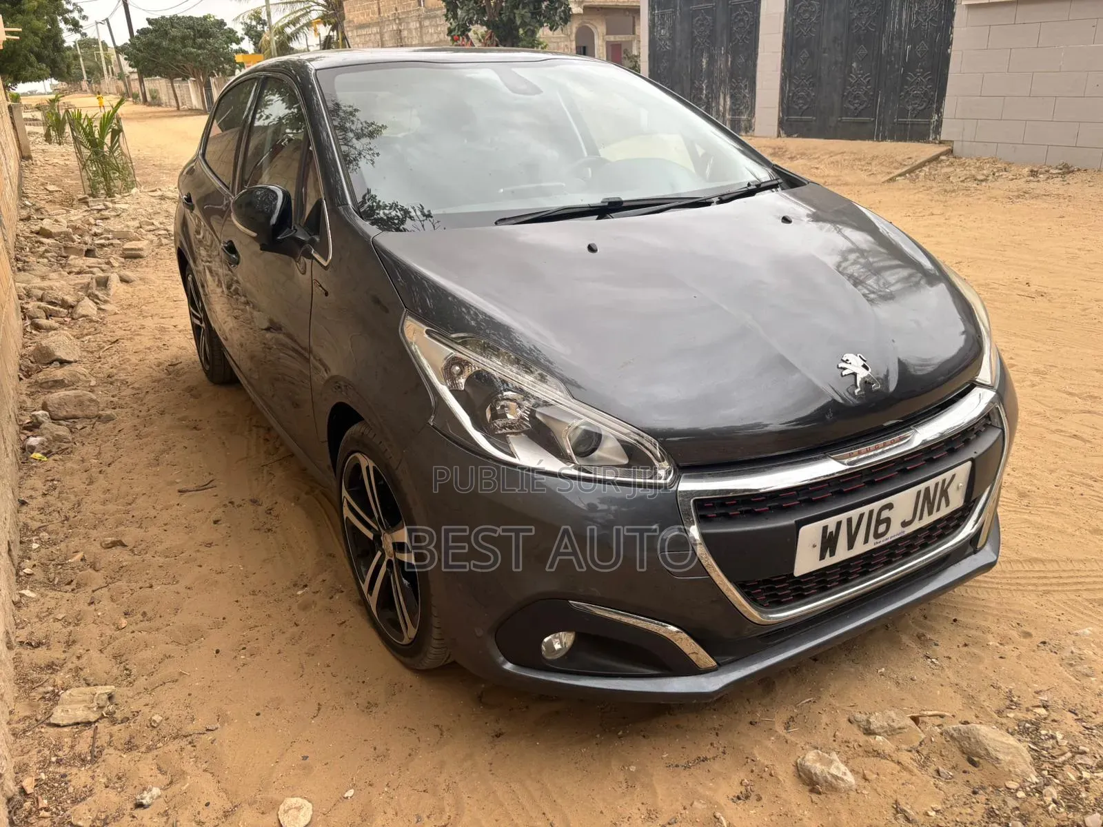 PEUGEOT 208 2017 Gris