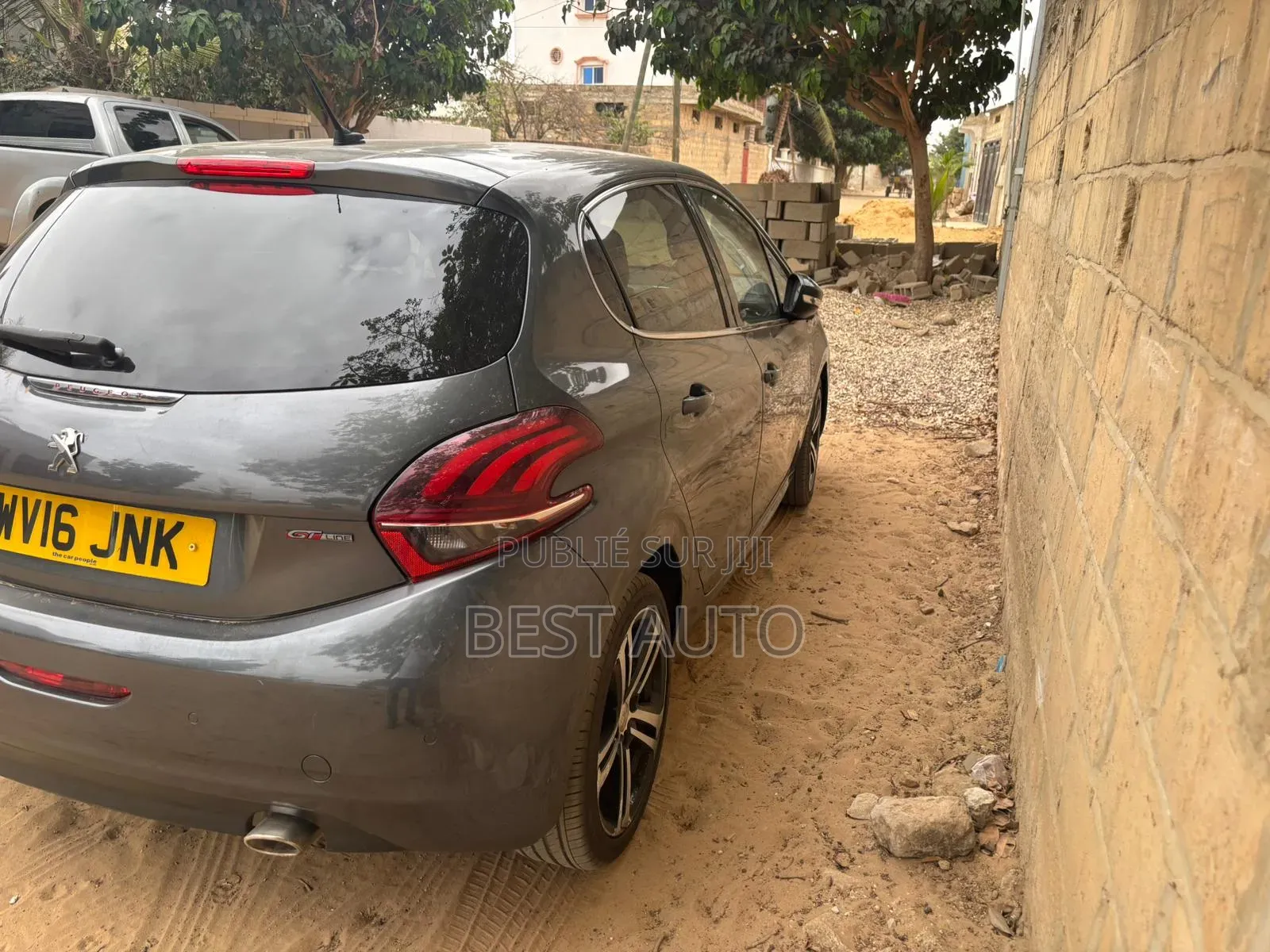 PEUGEOT 208 2017 Gris
