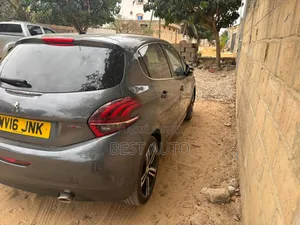 PEUGEOT 208 2017 Gris