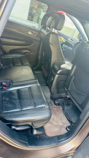 Jeep Grand Cherokee 2017 Beige