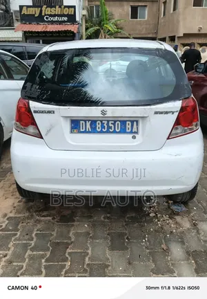 Suzuki Swift 2011 Blanc