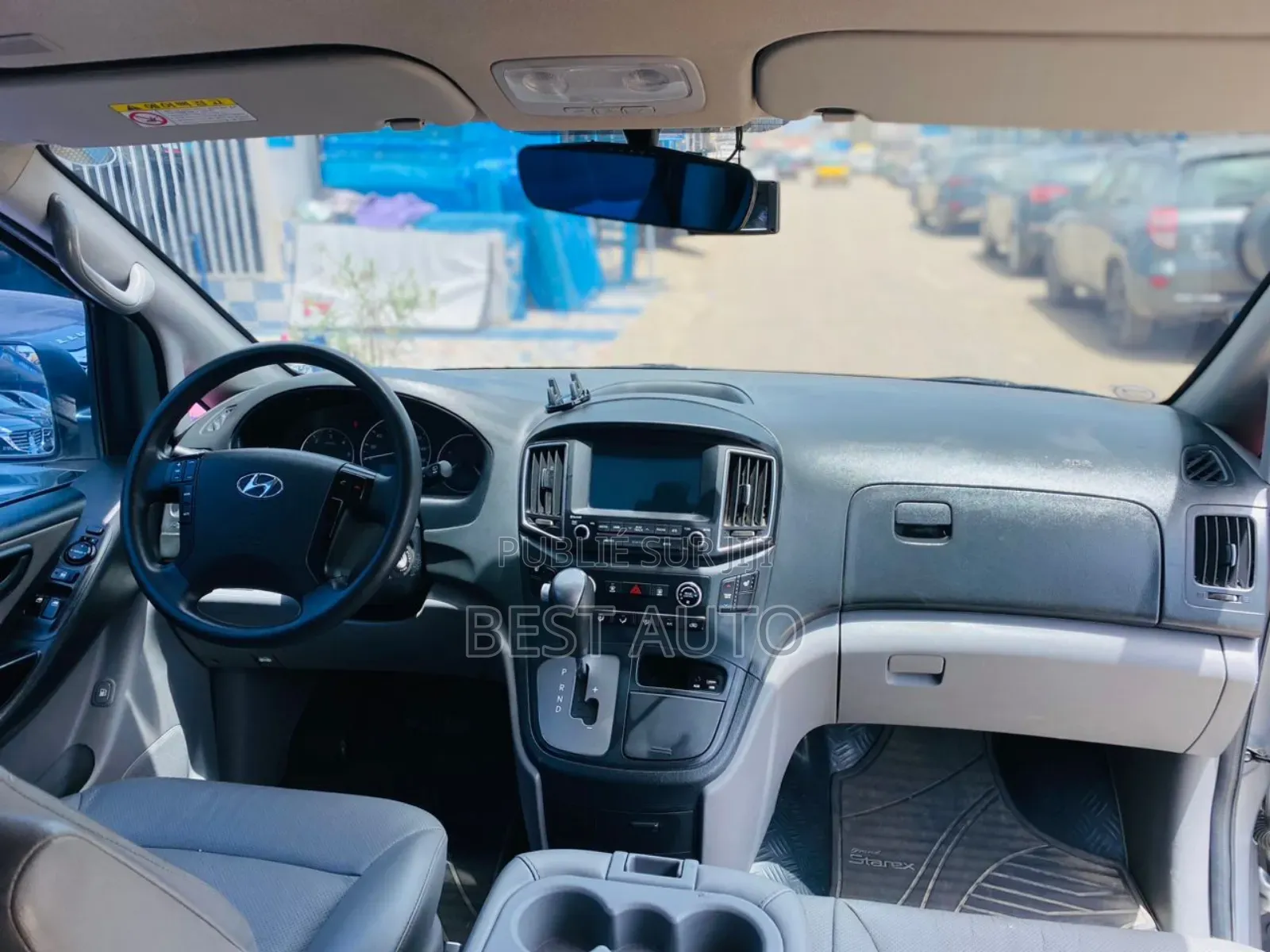 Hyundai Starex 2017 Gris