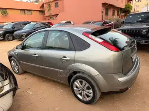 Ford Focus 2006 Gris