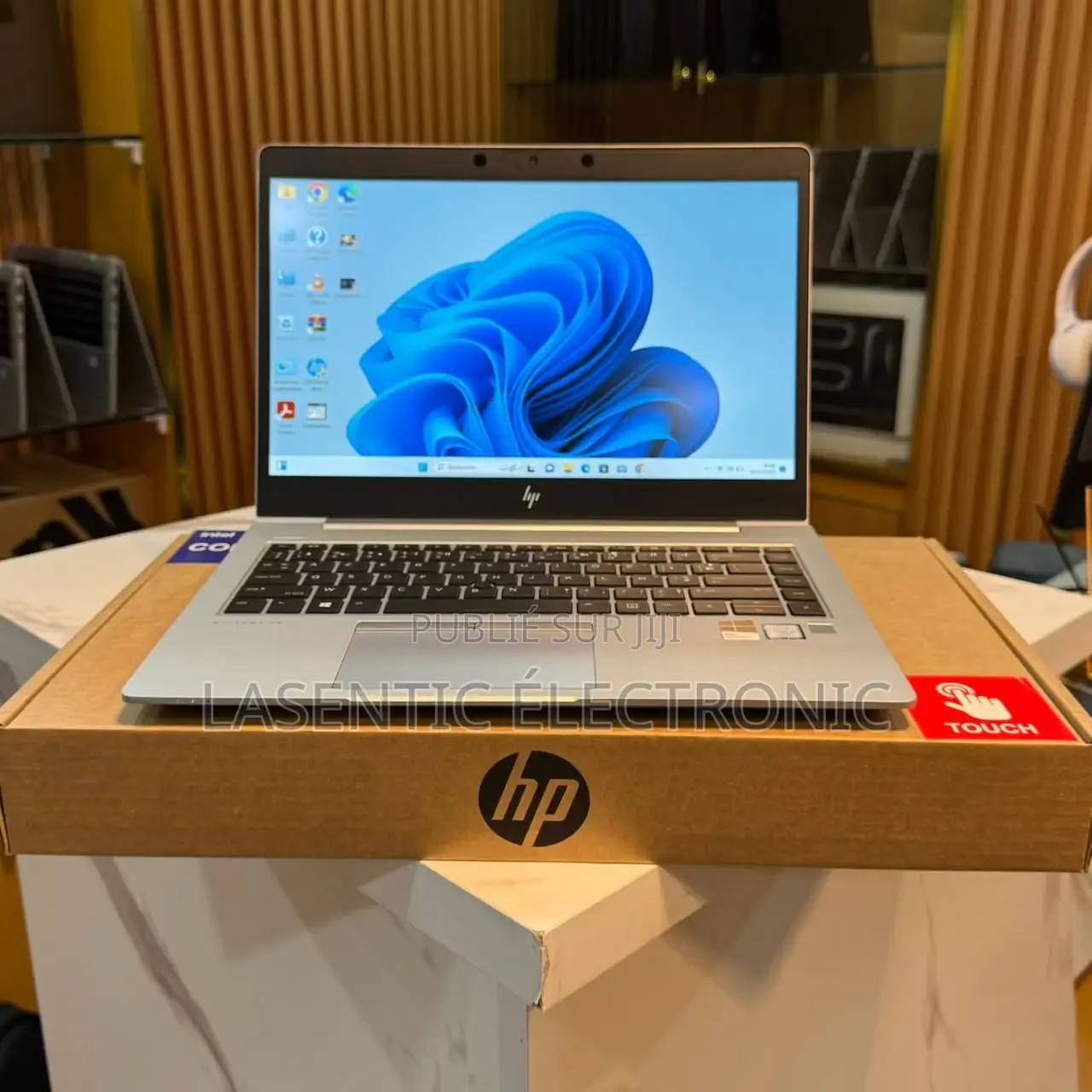 New Ordinateur Portable HP EliteBook 840 G6 8GB Intel Core I5 SSD 256GB